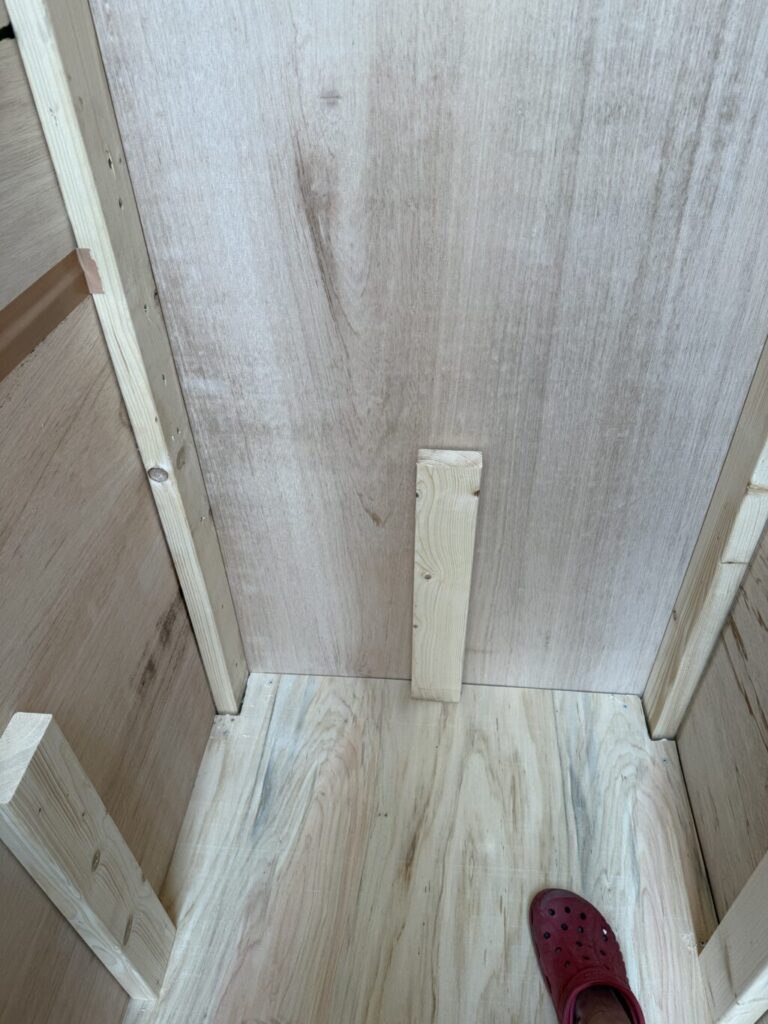 物置きDIY