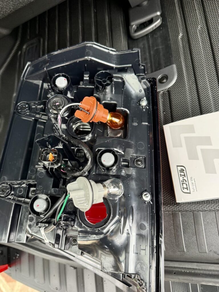 ミツビシ・デリカD5 Black Edition (CV1W)