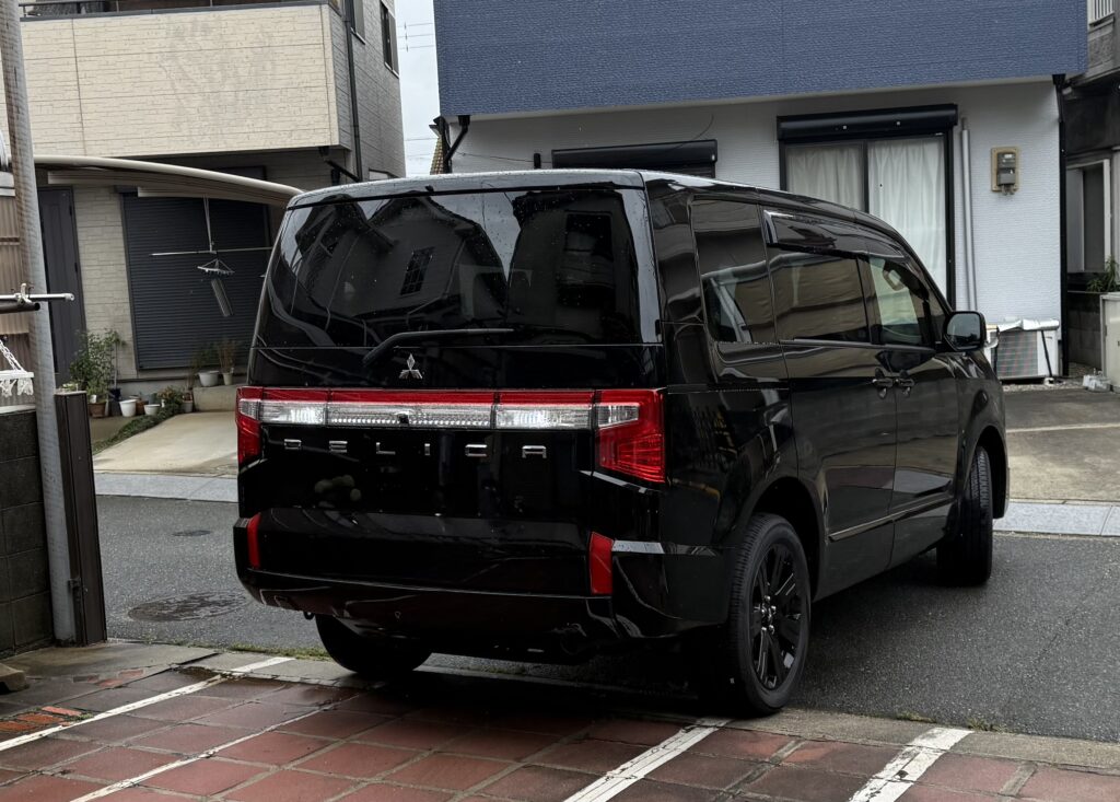 ミツビシ・デリカD5 Black Edition(CV1W)