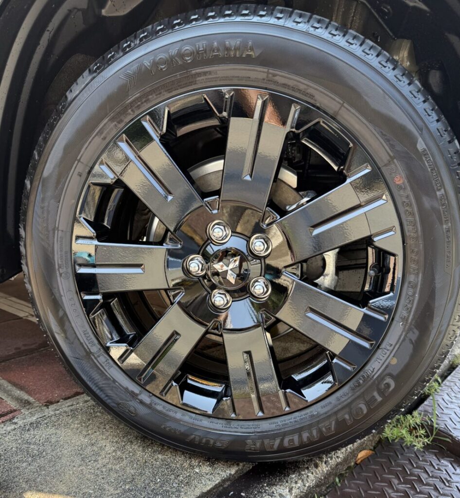ミツビシ・デリカD5 Black Edition (CV1W)