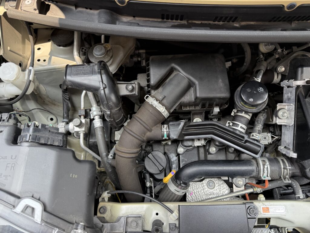 タフトGターボ4WD (LA910S)