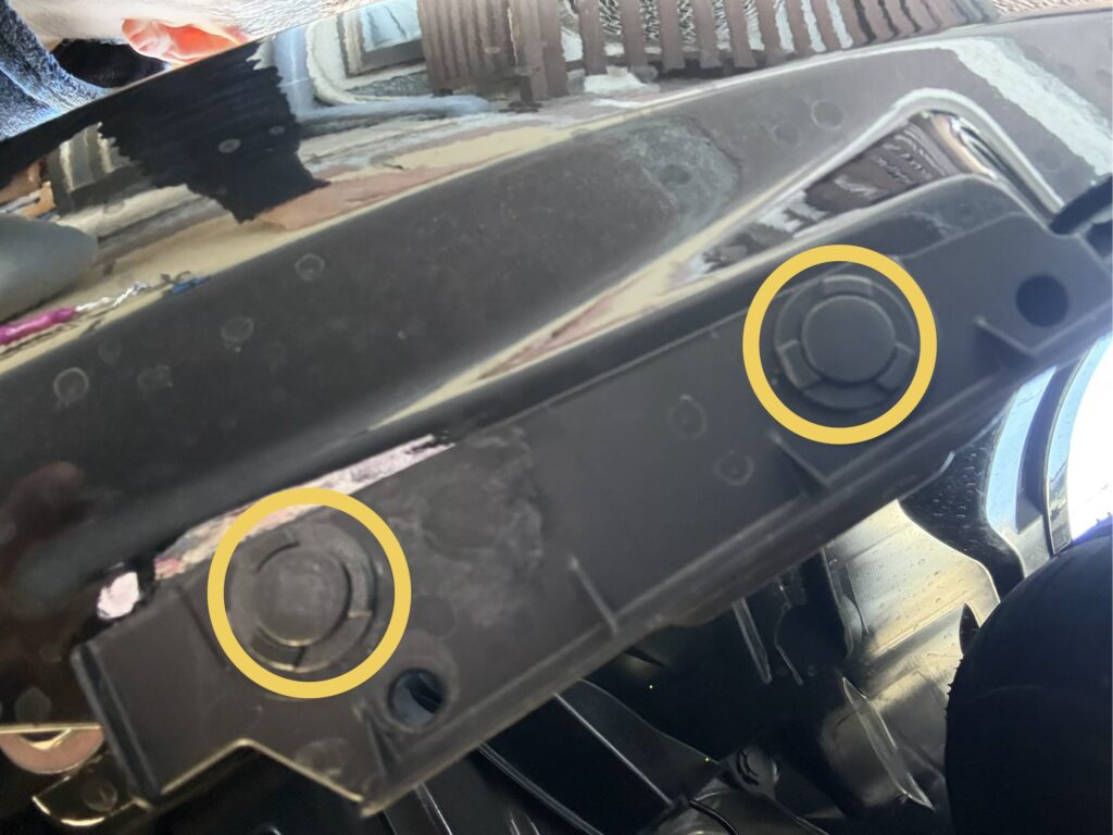 スズキ・スペーシアハイブリッドX(5AA-MK94S)